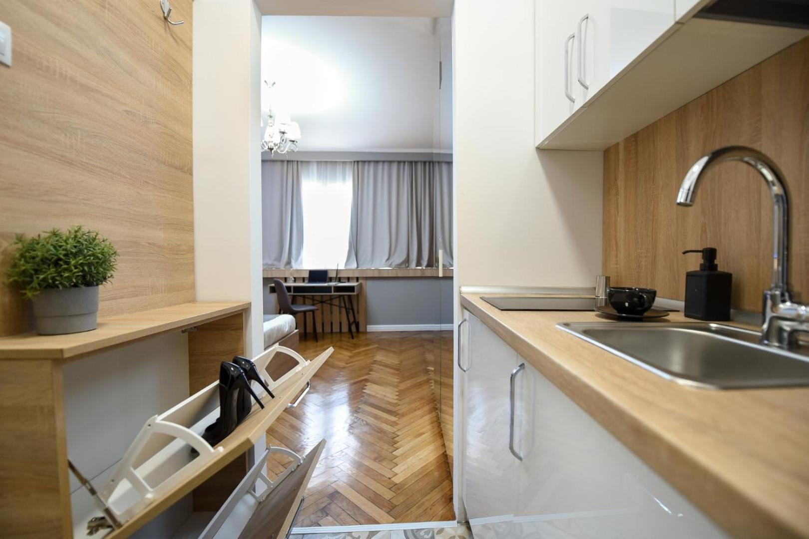 City Center Getaway - Cozy Accommodation For Your Perfect Stay Bukarest Rum bild