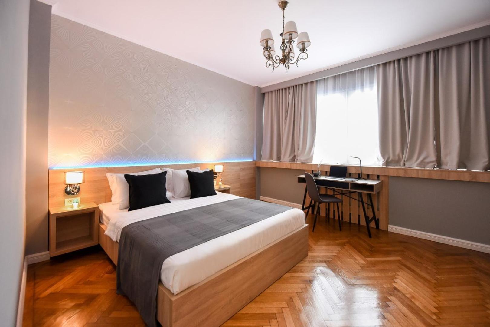 City Center Getaway - Cozy Accommodation For Your Perfect Stay Bukarest Rum bild