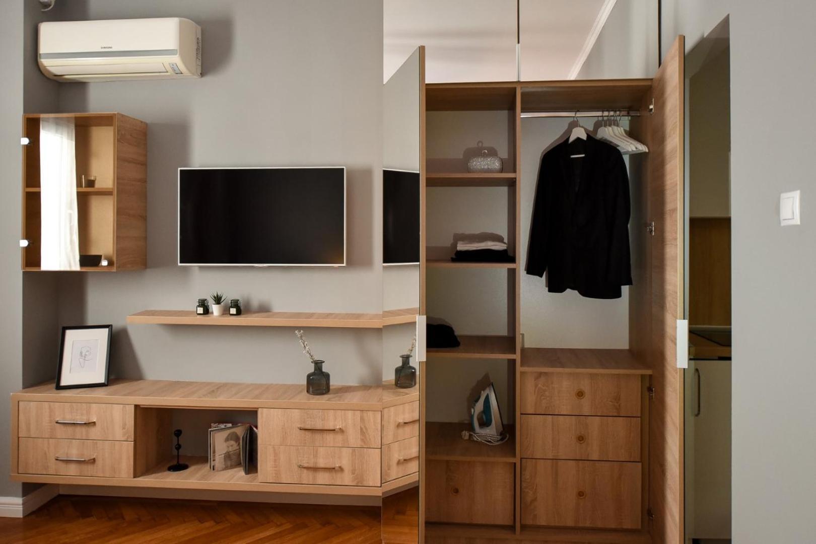 City Center Getaway - Cozy Accommodation For Your Perfect Stay Bukarest Rum bild