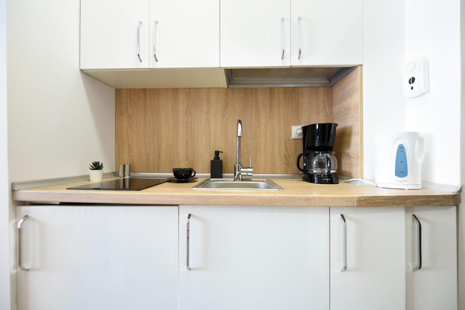 City Center Getaway - Cozy Accommodation For Your Perfect Stay Bukarest Exteriör bild