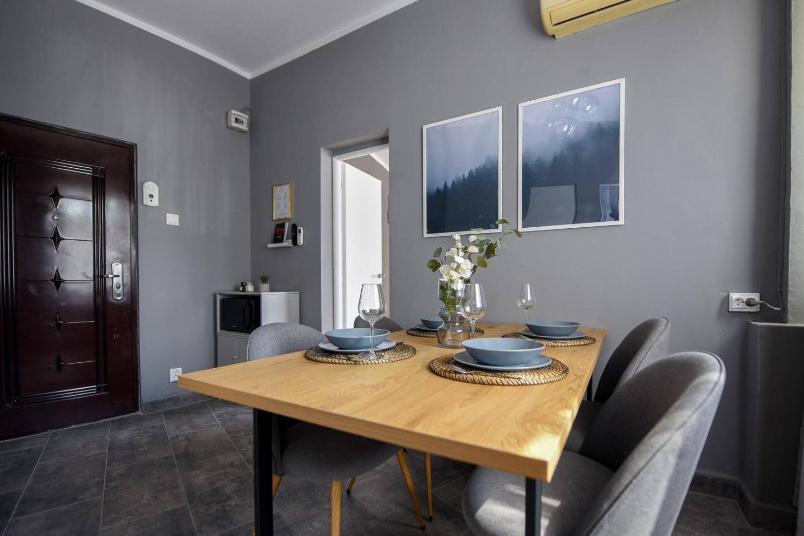 City Center Getaway - Cozy Accommodation For Your Perfect Stay Bukarest Rum bild